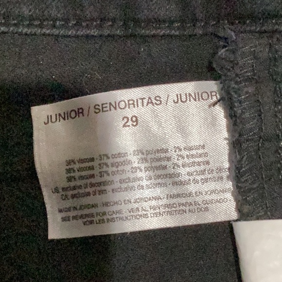 ⭐️ WilliamRast Black Flare Cropped Studded Jeans - Size 29 - Picture 5 of 9